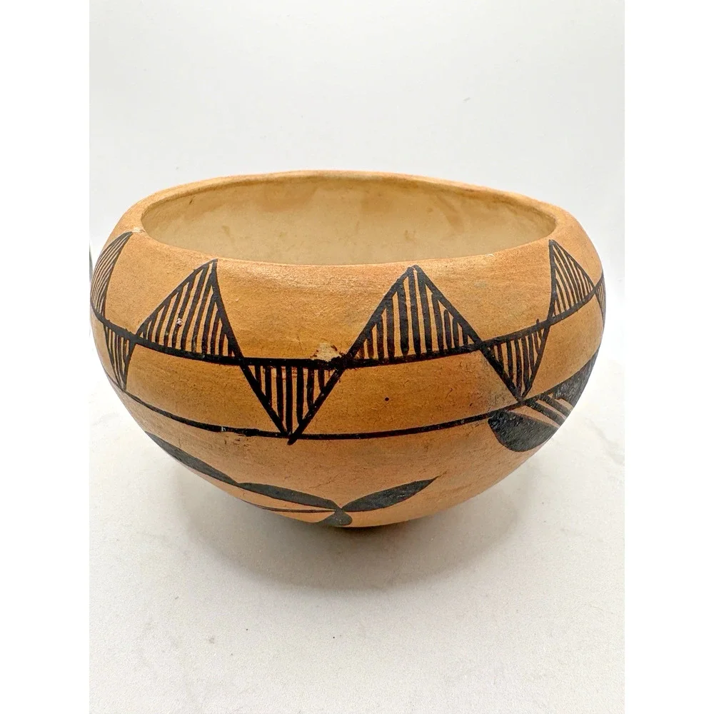 Antique Early Hopi Pueblo Pottery Food Bowl Pot Old Patina Acoma NM Painted